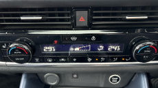 Nissan Qashqai 1.3 DiG-T MH 158 Tekna 5dr Xtronic Petrol Hatchback